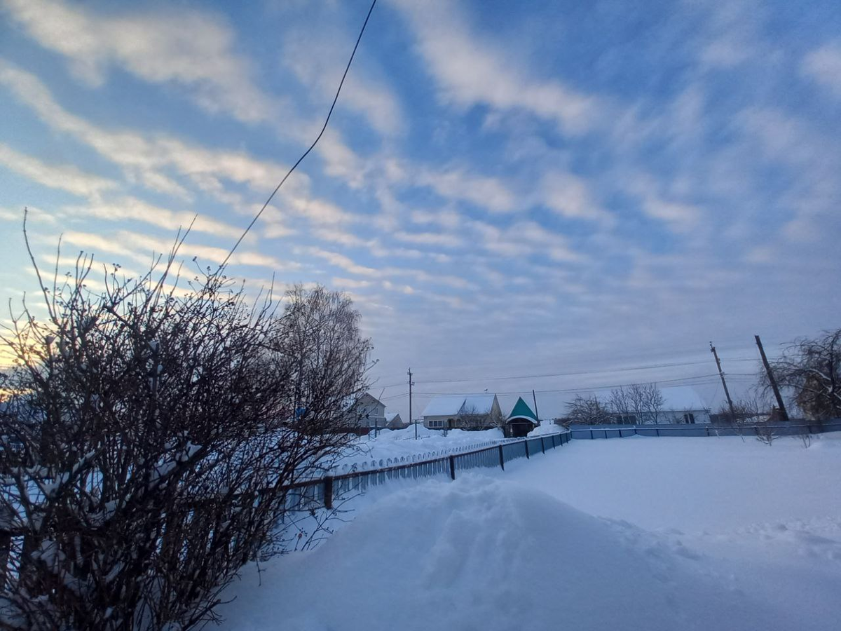 Фото 21 февраля. Красивое небо, но неспокойное.