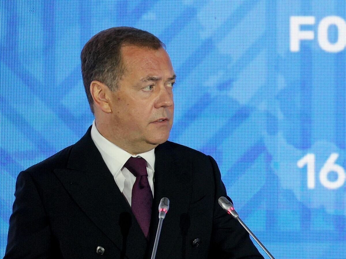    Рабочая поездка зампреда Совбеза РФ Дмитрия Медведева в Дальневосточнй федеральный округ© РИА Новости . Екатерина Штукина