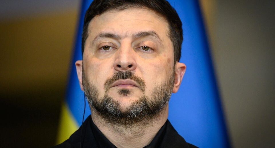 «Будет как с Гитлером». Зеленского прокляли жутким заклятьем — собрался бежать, но вляпался в кровавое логово?
