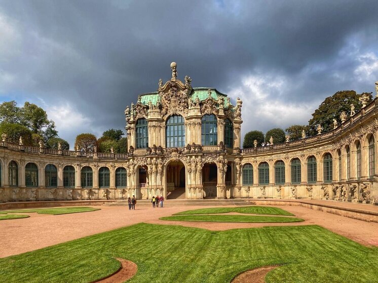     @ https://x.com/Hochtouren