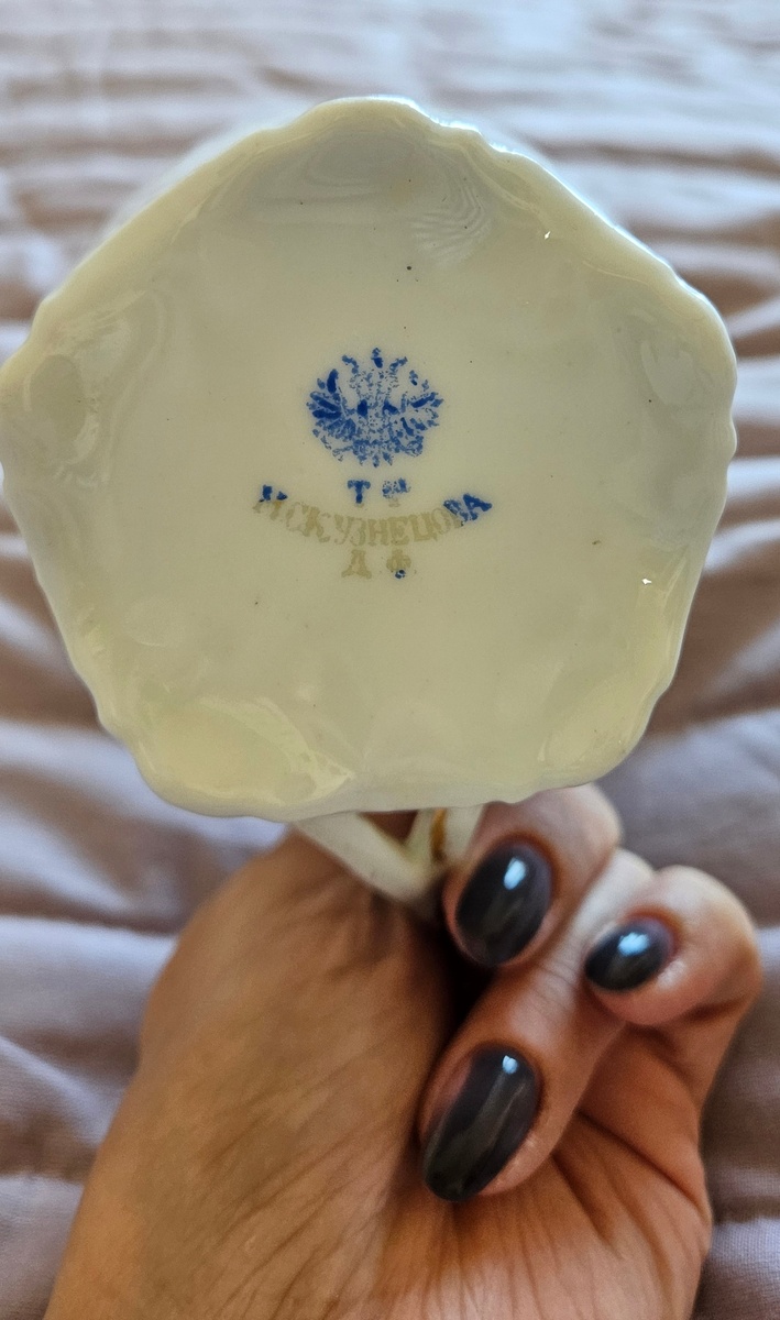 клемо на чашке