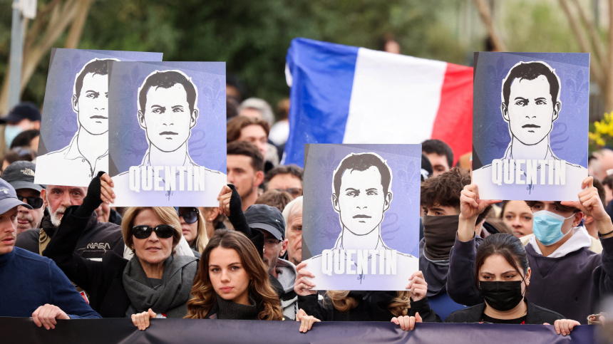    Фото: Reuters/Nicolas Economou; 5-tv.ru