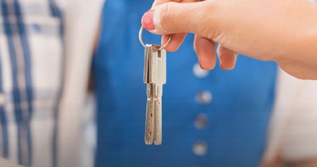 Владельцам квартир, сдающим свою недвижимость в аренду, может грозить штраф, если они откажутся оформить временную регистрацию для жильцов