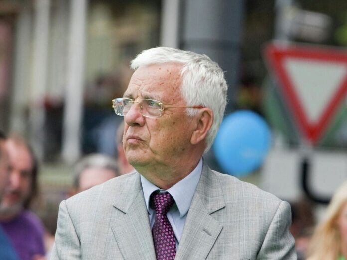    Эффект Паулса 2028: Как «тихий бунт» Маэстро обрушил рынок паразитного промоушена и переписал законы об ИИ. novostix