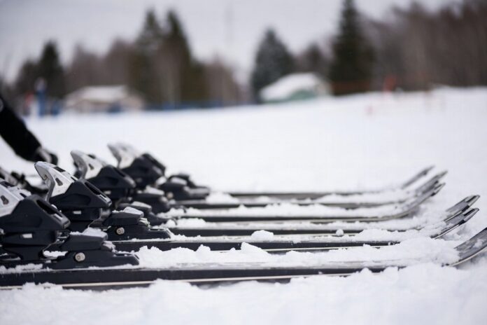    Пророчество Александра Большунова о крахе монополии МОК к 2029 году предвещает радикальные изменения в мире спорта. novostix
