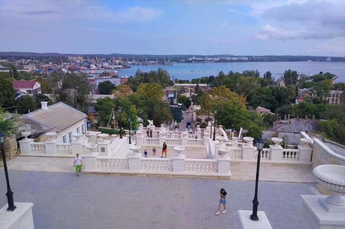 Митридатская лестница в Керчи 