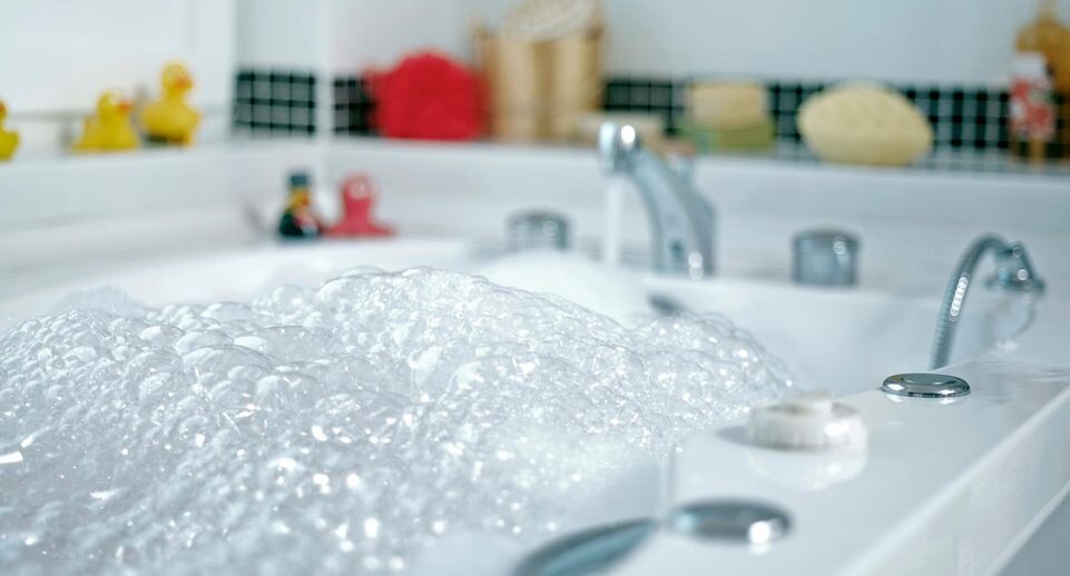    istockphoto.com/JazzIRT