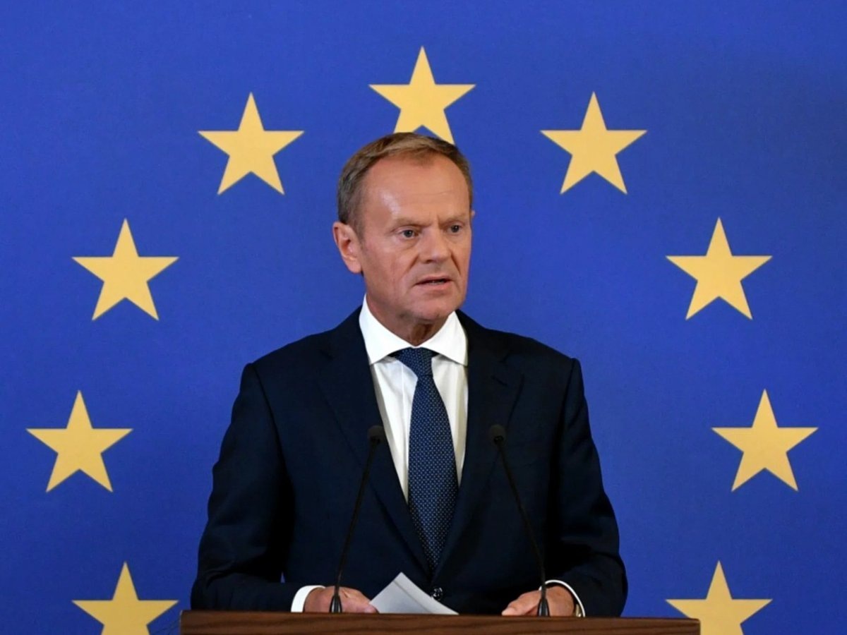     Дональд Туск поспорил с Виктором Орбаном по вопросу финансирования Украины