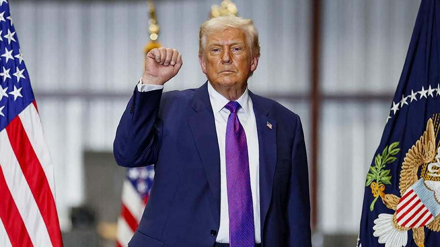    Фото: REUTERS/Kevin Lamarque