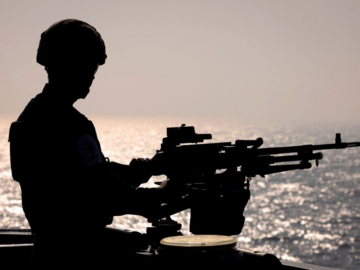     Министр обороны Британии пообещал отправить армию страны на Украину до конца года