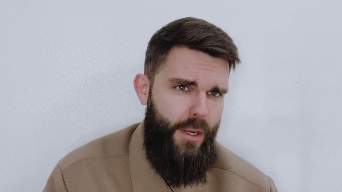    ЭМБАРГО ДО ЭФИРА Журналист Голованов