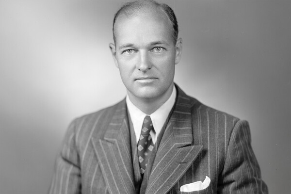    Американский дипломат Джордж Кеннан / United States Library of Congress