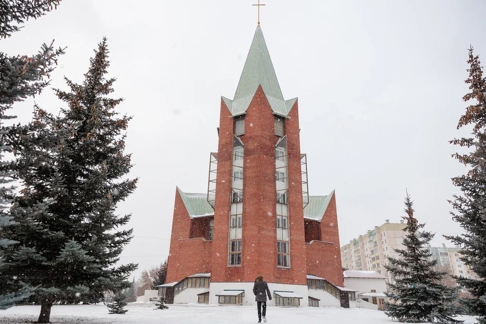    Металлургический — промышленный и одновременно самый европейский район Челябинска Валерий ЗВОНАРЕВ