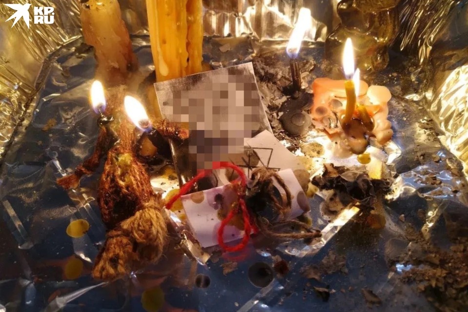 Бывший запугивал Наталью, в том числе фотографиями с обрядов на кладбище. Фото: Предоставлено потерпевшей