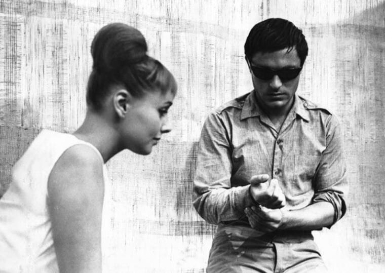 Кадр из фильма "Нежность"
