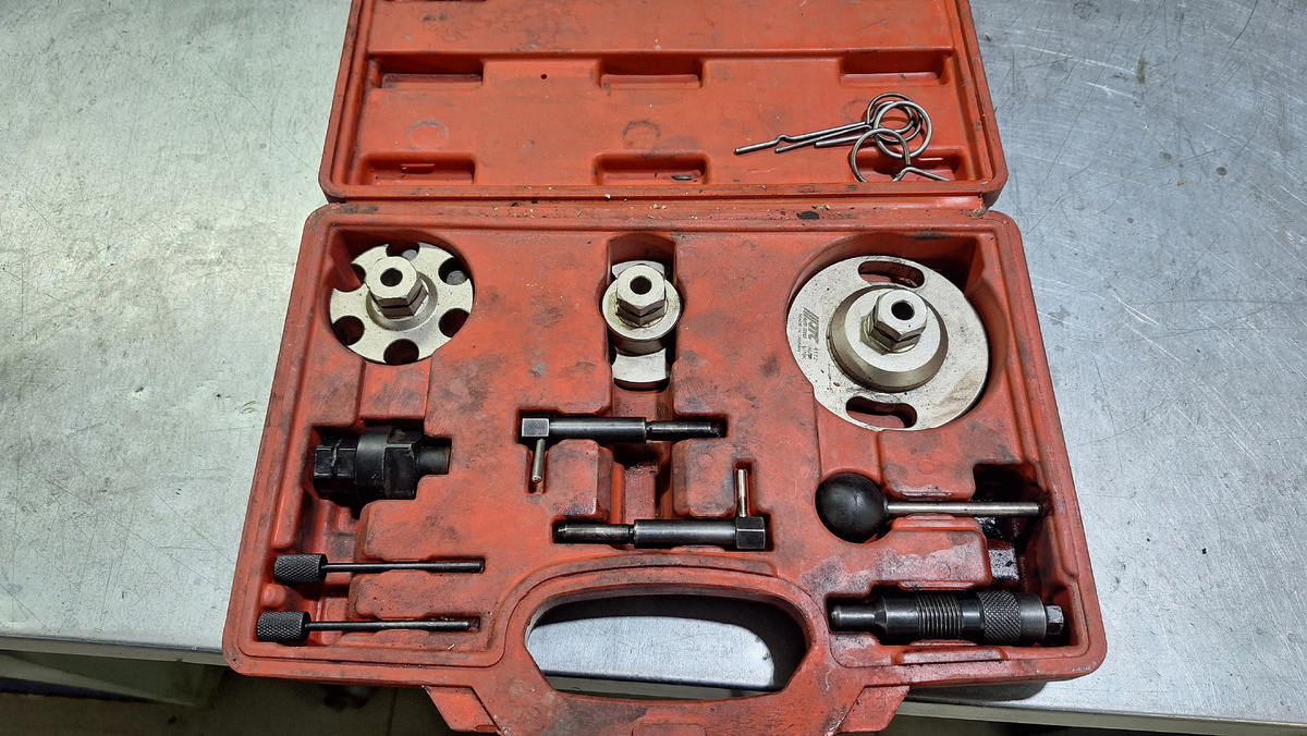 Набор для выставления фаз ГРМ.