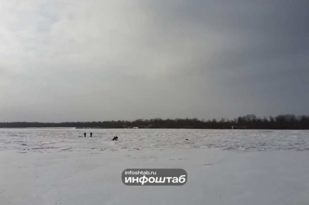    Астраханцев просят не выходить на лед из-за угрозы для жизни