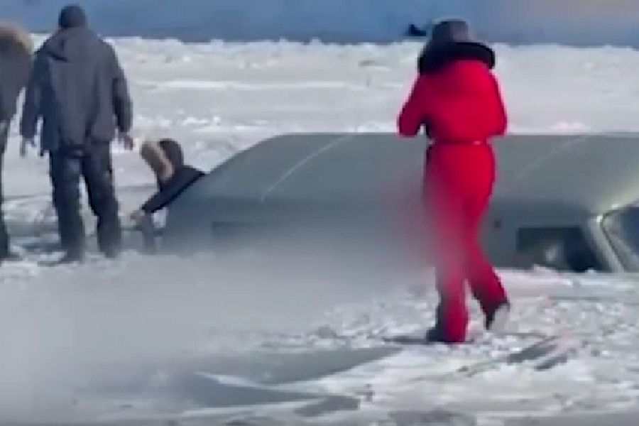     / Источник: Кадр из видео