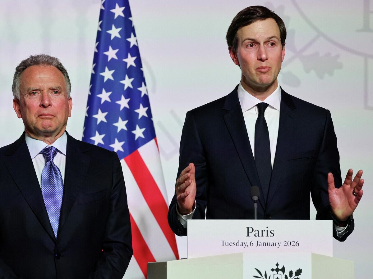    Джаред Кушнер на пресс-конференции по итогам встречи "коалиции желающих" в Париже | © REUTERS / LUDOVIC MARIN