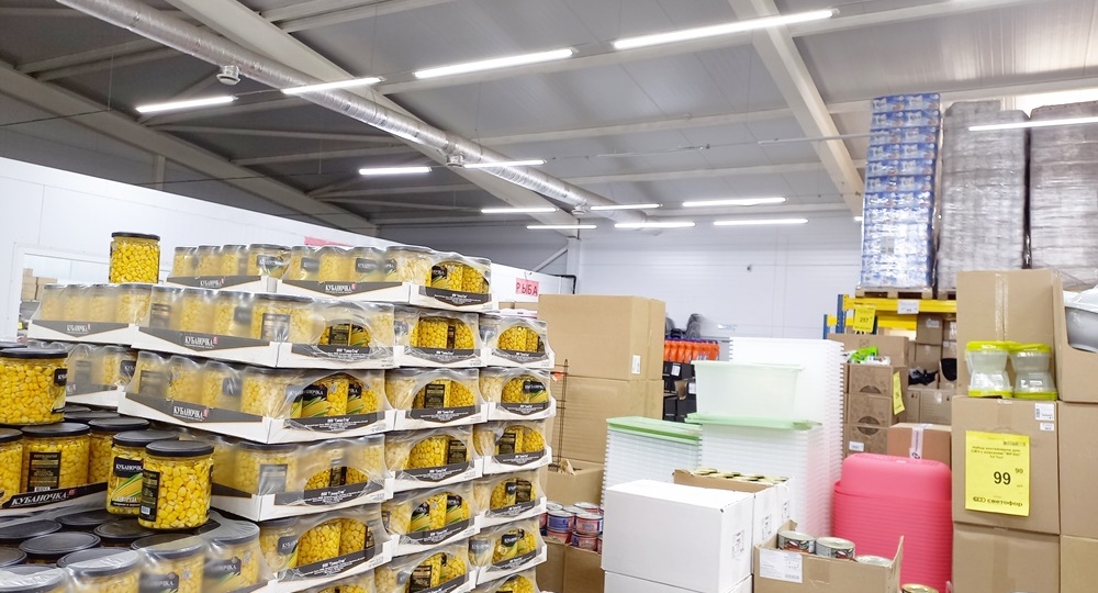 Магазин Светофор. Новые товары в магазине на этой неделе. Кое-что можно было купить к постным дням