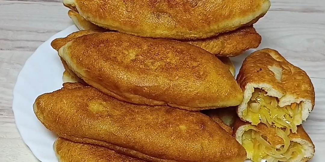 Идеальный рецепт очень вкусного теста для жареных пирожков. Пирожки с капустой.