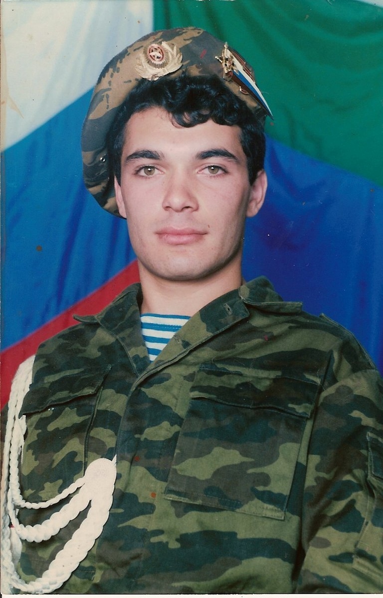    Саидов служил во внутренних войсках МВД России в Санкт-Петербурге. Фото: личный архив героя материала
