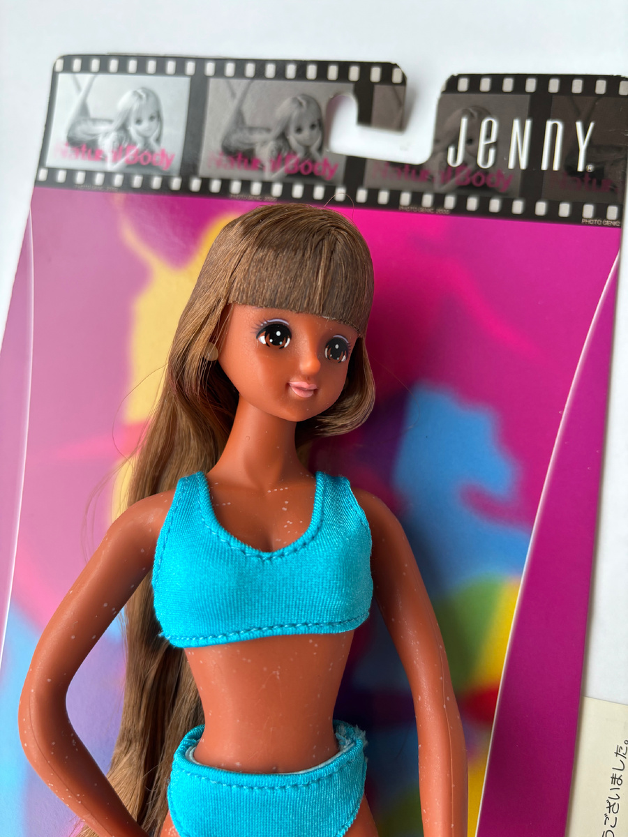 Обратите внимание - тут я уже смахнула с щечки тальк!