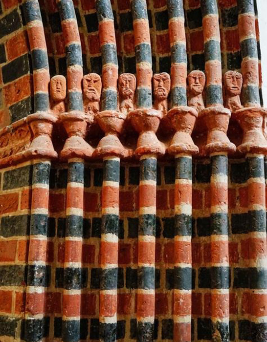 Кирпичная кладка.