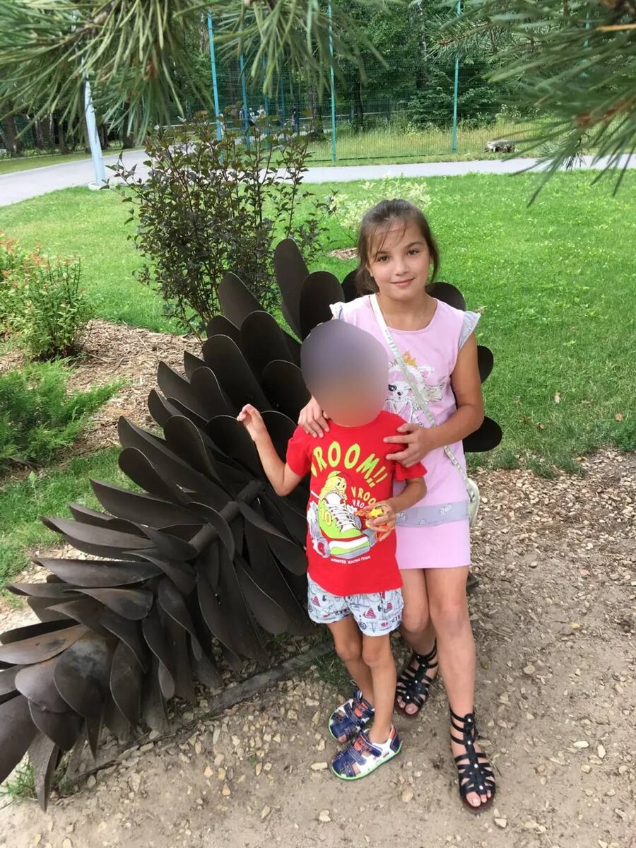 Я с Русланом.