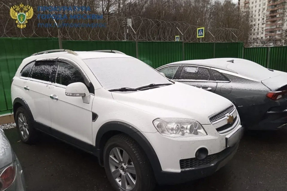    Пьяный москвич, повторно севший за руль, лишился машины прокуратура Москвы