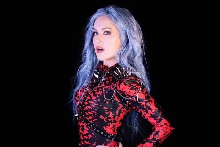 Алисса Уайт-Глаз