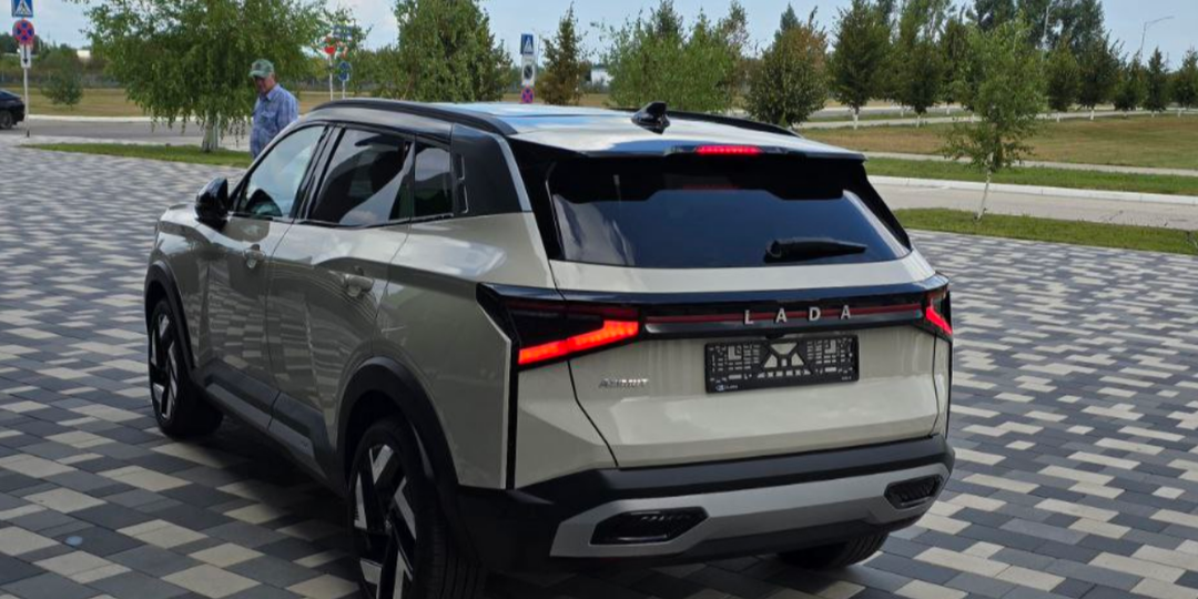 Кроссовер Лада Азимут почти готов, раскрыта базовая комплектация. Сколько будет примерная цена и что есть в оснащении?