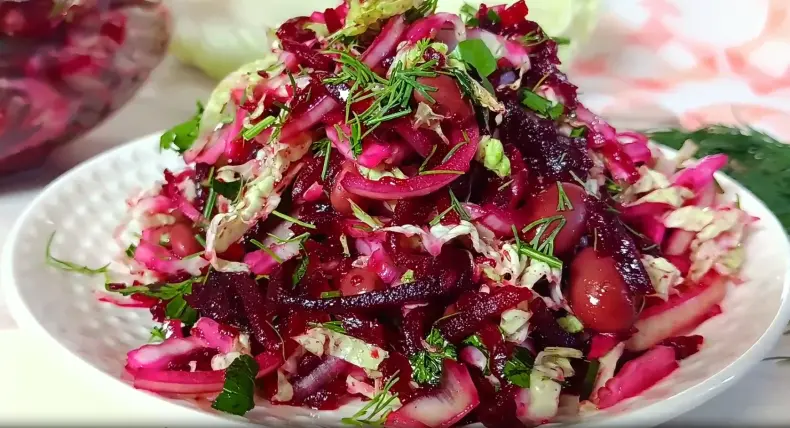 Салат с красной ФАСОЛЬЮ и ПЕКИНСКОЙ КАПУСТЫ. Рецепт САЛАТА из простых продуктов!