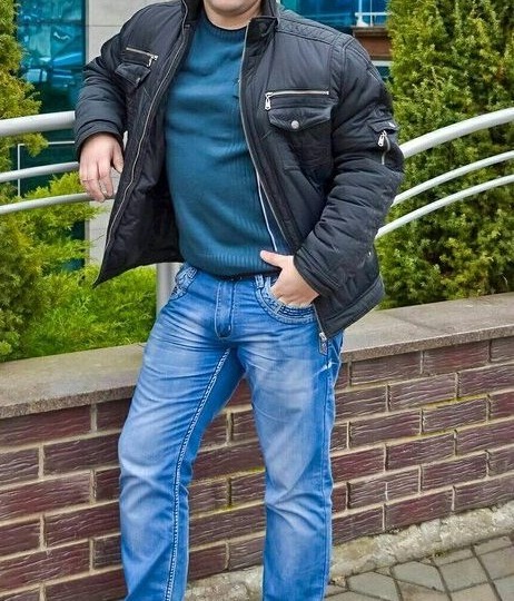 «Женщины едят после мужчин»: Я встала из-за стола, оставив полную тарелку, и больше не вернулась.