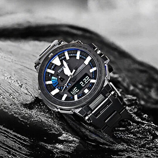 Основа дизайна часов Casio PRX-8000YT-1B — рассвет в горах