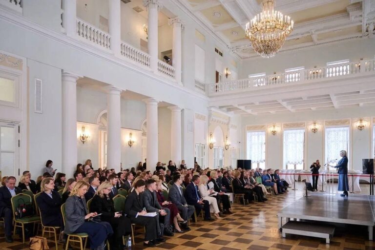    Министерство культуры Оренбуржья отмечено федеральной наградой Оренбуржье