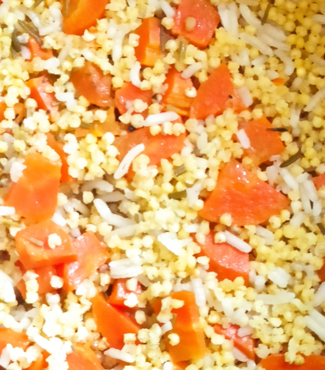 Рис, пшено, морковь. 