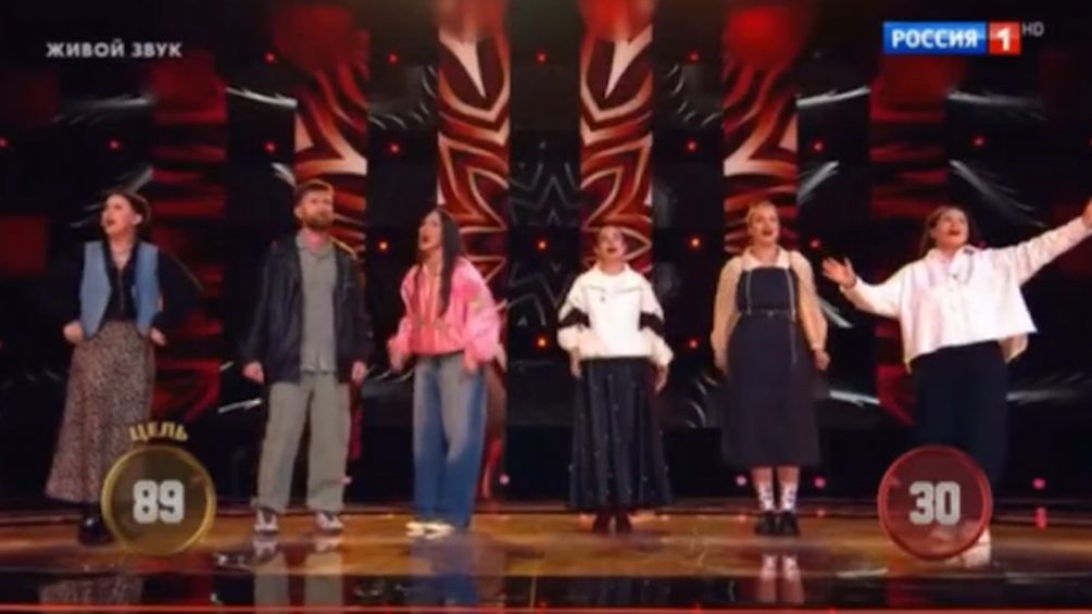   Ребята из коллектива "Толока" а капелла спели русскую народную песню. Фото: кадр видео