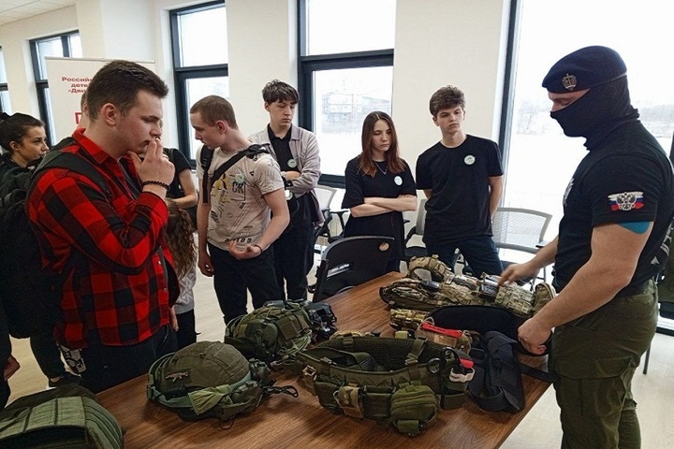    Росгвардия провела в Донецке форум для молодежи. Фото: Росгвардия ДНР