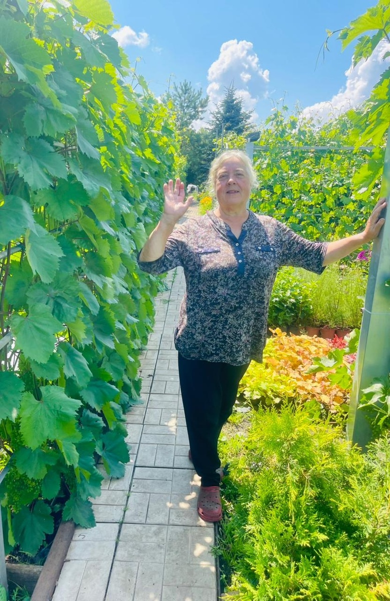 Знакомтесь, наш главный виноградарь - Дорофеева Людмила Александровна