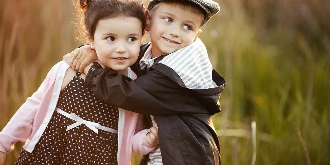 🔸 Как научить сына уважать девочек: важные шаги для родителей