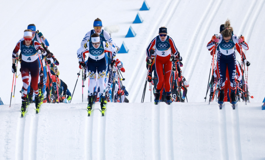    Непряева стартовала в марафоне в группе лидеров. Фото: Reuters, Stephanie Lecocq