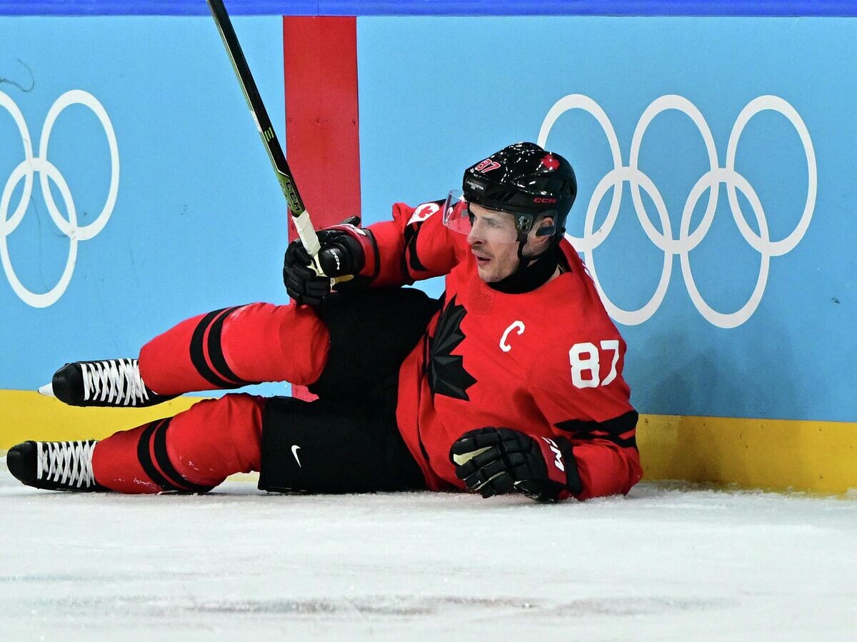    Хоккеист сборной Канады Сидни Кросби на Олимпиаде-2026 | © REUTERS / Marton Monus