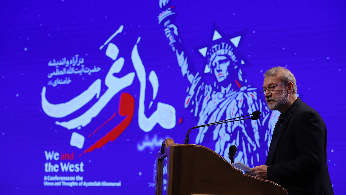   Али Лариджани 
ZUMA / TASS