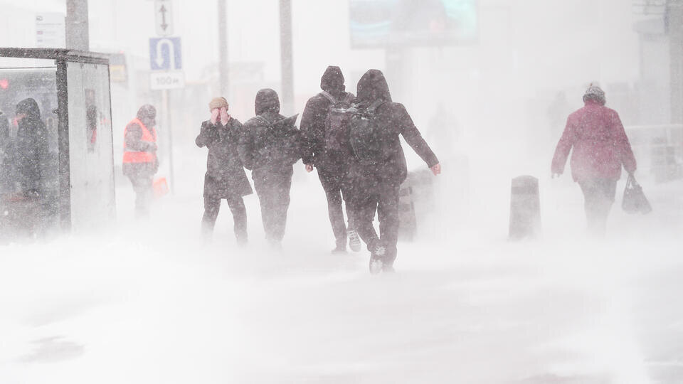     В Москве ожидают метель с гололедицей и ветром до 17 м/с ИЗВЕСТИЯ/Павел Волков