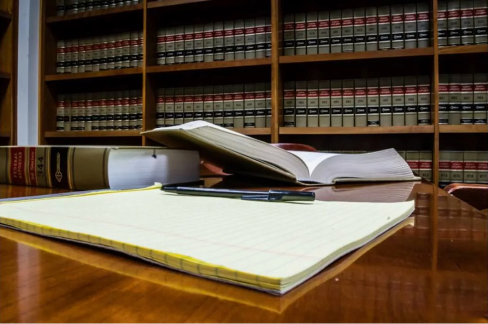 Фото из интернет. Увы, моя большая библиотека погибла:( Собираю новую.