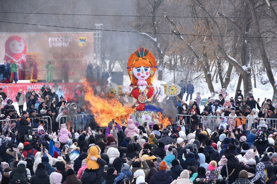    Закончилось все сожжением чучела