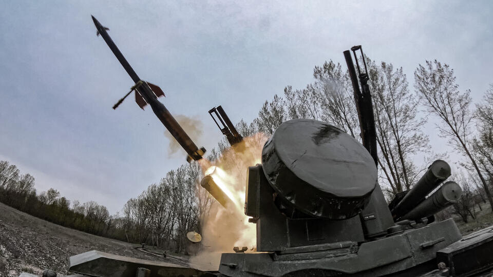     Силы ПВО за час сбили 11 БПЛА, летевших к Москве Алексей Коновалов/ТАСС