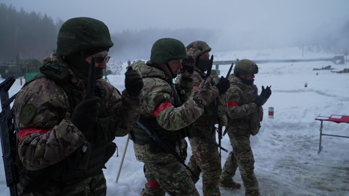    бойцы Барс обучение ножевому бою
