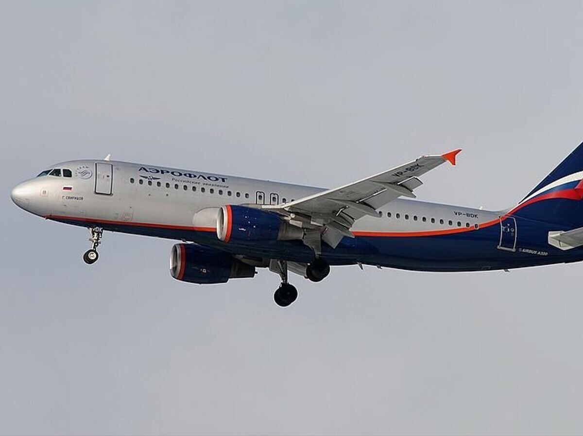    Самолет Airbus A320 авиакомпании "Аэрофлот"© CC BY-SA 3.0 / Sergey Kustov